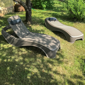 Шезлонг NEWPORT серо-бежевый пластик Шезлонг NEWPORT серо-бежевый пластик