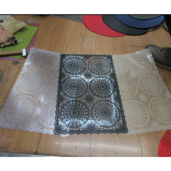 Galda paklājiņš LACEY, melns Galda paklājiņš LACEY, melns